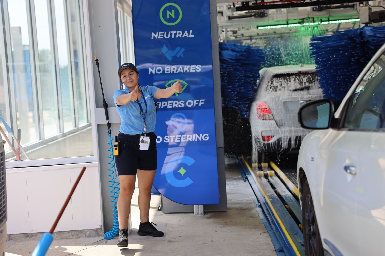Huntsville TX Clean Car Wash Opening magic-car-wash-wi